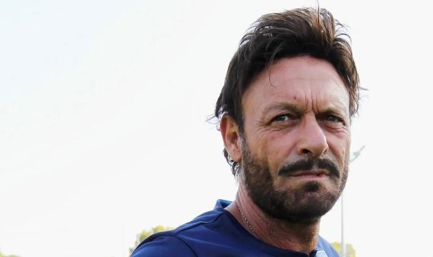 半岛体育-斯基拉奇之逝 草根足球之死