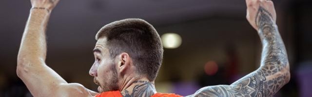 半岛体育APP-两连胜！西班牙闷声发大财 队内传奇迎来里程碑