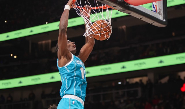 半岛体育-大胜绿军！迪亚巴特：强硬的身体对抗&amp;冲击篮下让我们占据上风