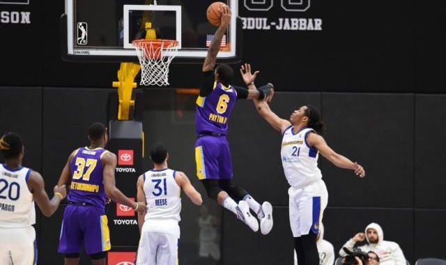 半岛体育-难以抉择！勇士还在为最后一个阵容名额举棋不定