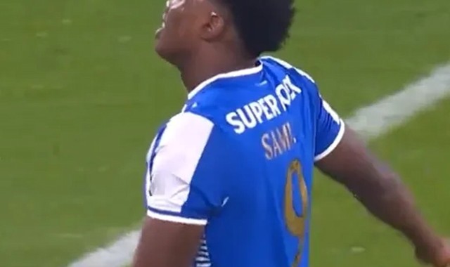 半岛体育-3-0！波尔图11连胜：穆帅葡超翻盘无望，本菲卡欧冠不胜皇马=出局