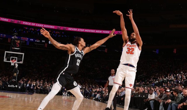 半岛体育官网-尼克斯狂胜篮网54分 创造队史单场最大净胜分差纪录